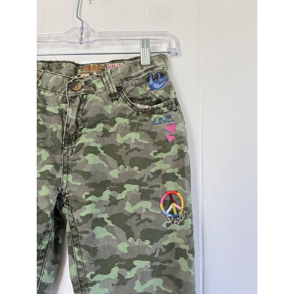 The Children's Place Girls Camo Embroidered Peace‎ Flower Pants Size 12 Green - Picture 6 of 6